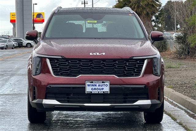new 2025 Kia Sorento car, priced at $38,325