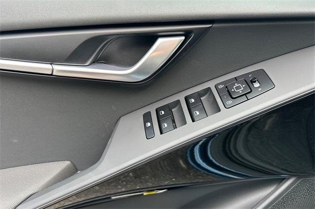 new 2025 Kia Niro Plug-In Hybrid car, priced at $36,549