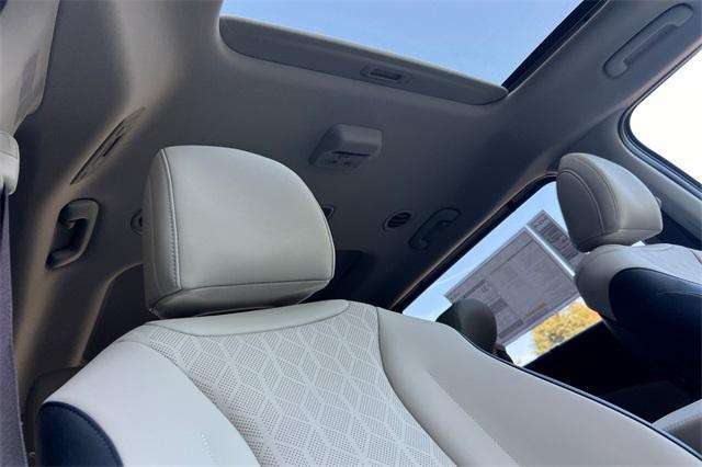 new 2025 Kia Carnival Hybrid car, priced at $50,940