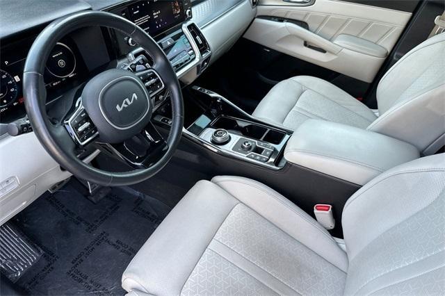 used 2023 Kia Sorento Hybrid car, priced at $33,210