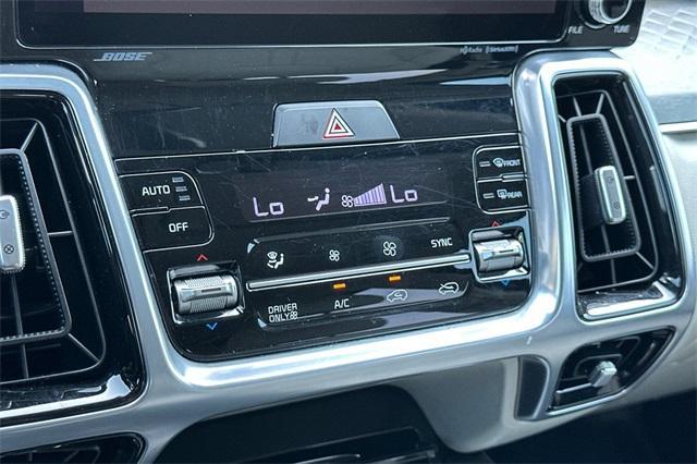 used 2023 Kia Sorento Hybrid car, priced at $33,210