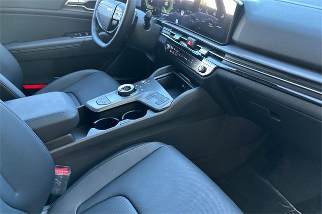 new 2026 Kia Sportage Hybrid car, priced at $36,660