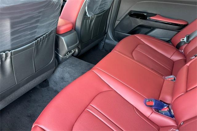 new 2025 Kia K5 car, priced at $33,940