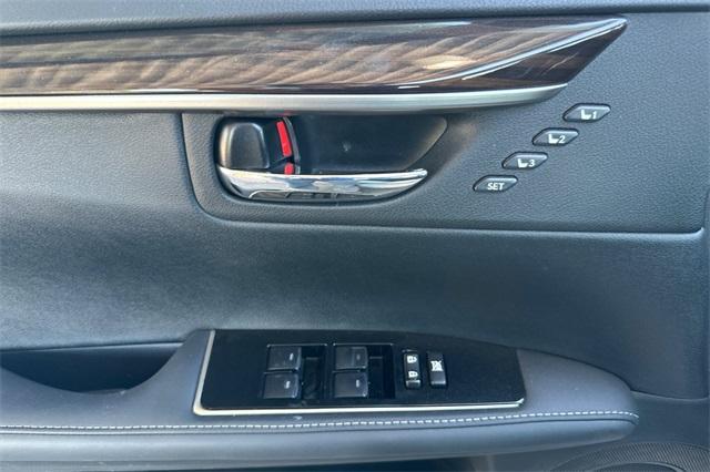 used 2018 Lexus ES 350 car, priced at $26,988