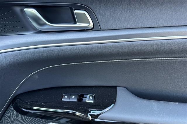 new 2025 Kia K5 car, priced at $32,245