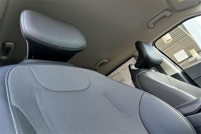 new 2025 Kia EV6 car, priced at $48,585