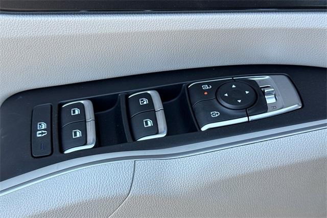 new 2025 Kia Sorento car, priced at $37,830