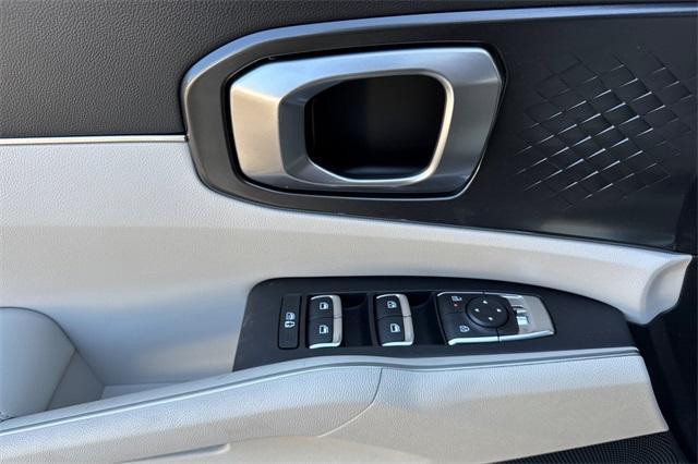 new 2025 Kia Sorento car, priced at $37,830