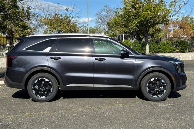 new 2025 Kia Sorento car, priced at $37,830