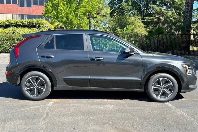 new 2025 Kia Niro car, priced at $34,560