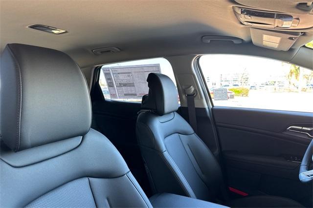 new 2025 Kia Sportage Hybrid car, priced at $34,555
