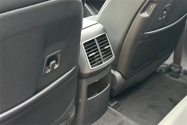 new 2025 Kia Sportage Plug-In Hybrid car, priced at $46,355