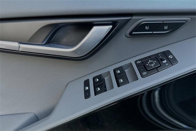 new 2025 Kia Niro car, priced at $34,540