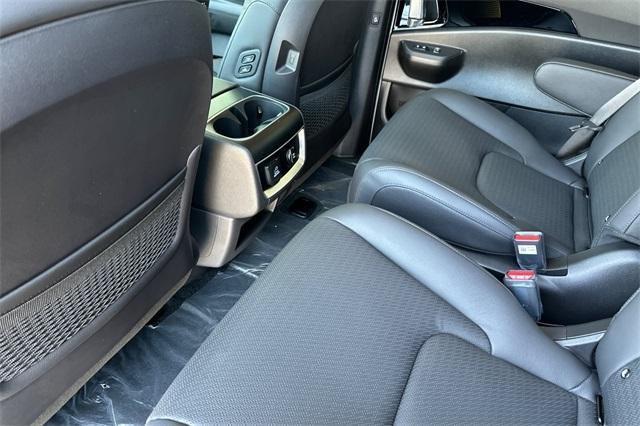 new 2026 Kia Carnival car, priced at $55,285