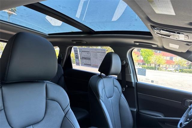 new 2025 Kia Sorento car, priced at $38,385