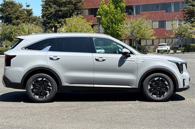new 2025 Kia Sorento car, priced at $38,385