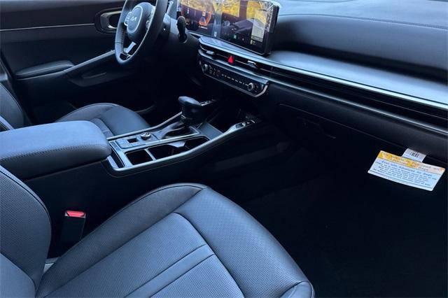 new 2025 Kia Sorento car, priced at $38,385