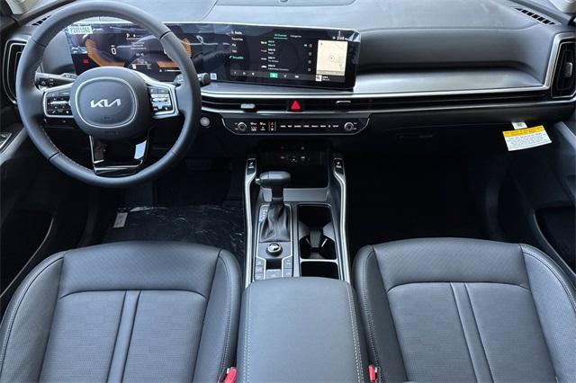 new 2025 Kia Sorento car, priced at $38,385