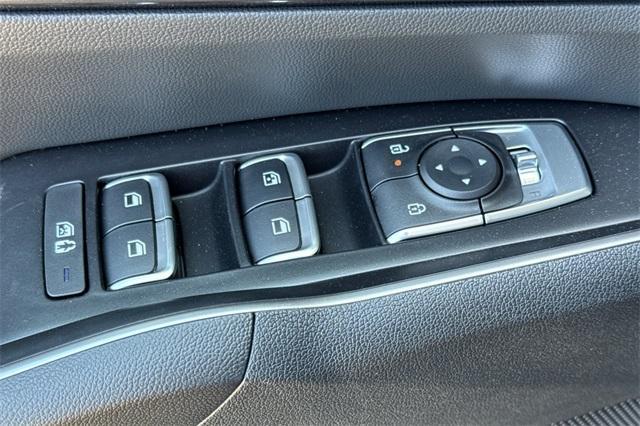 new 2025 Kia Sorento car, priced at $38,385
