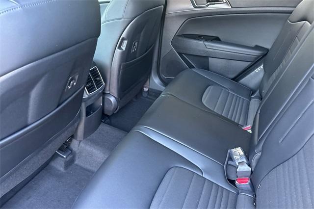 new 2025 Kia Sportage Hybrid car, priced at $39,955