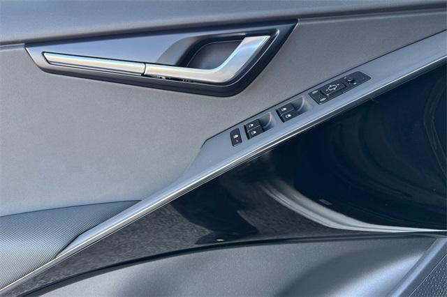 new 2025 Kia Niro car, priced at $31,755