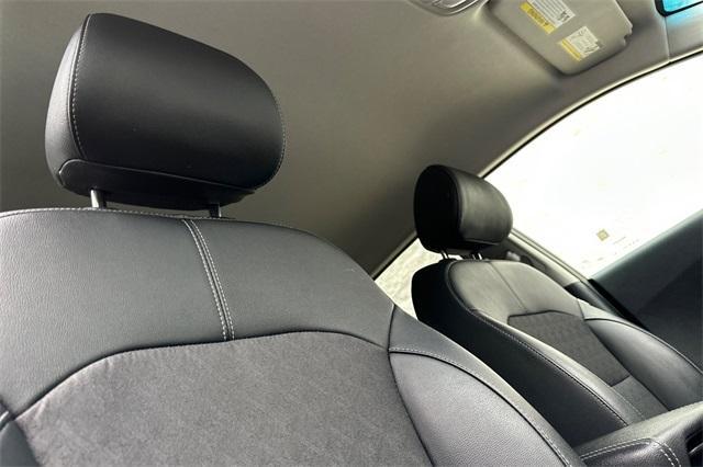 used 2022 Kia Niro Plug-In Hybrid car, priced at $21,521