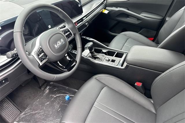 new 2025 Kia Sorento car, priced at $38,645
