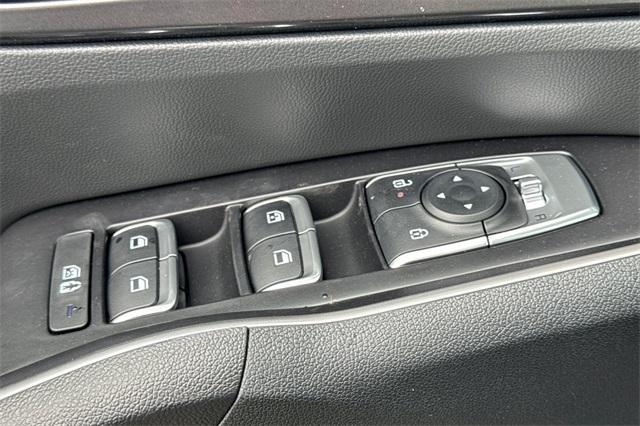 new 2025 Kia Sorento car, priced at $38,645