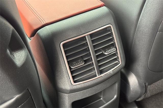 new 2025 Kia Sportage Hybrid car, priced at $40,010