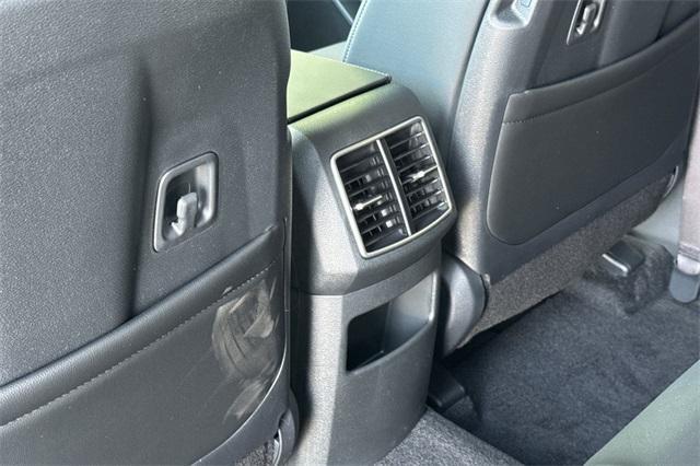 new 2025 Kia Sportage Hybrid car, priced at $39,755