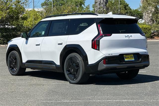 new 2026 Kia EV9 car, priced at $76,515