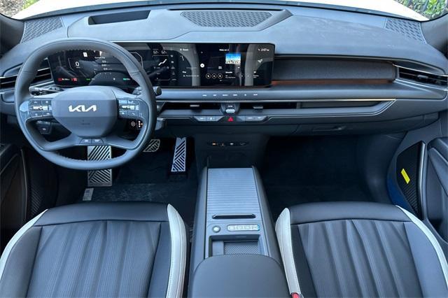 new 2026 Kia EV9 car, priced at $76,515