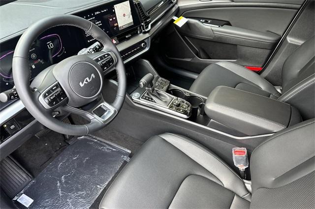 new 2025 Kia Sportage car, priced at $31,475