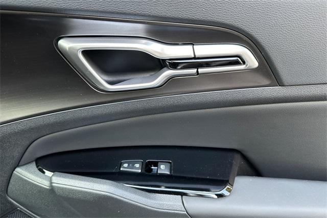 new 2025 Kia Sportage car, priced at $31,475