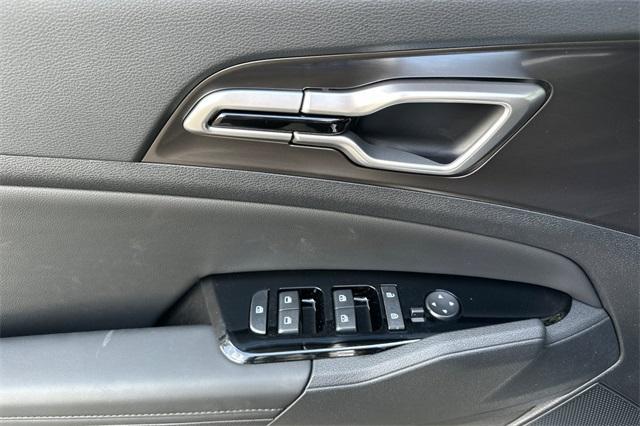 new 2025 Kia Sportage car, priced at $31,475