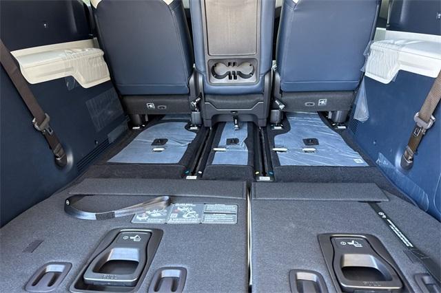 new 2025 Kia Carnival Hybrid car, priced at $50,895