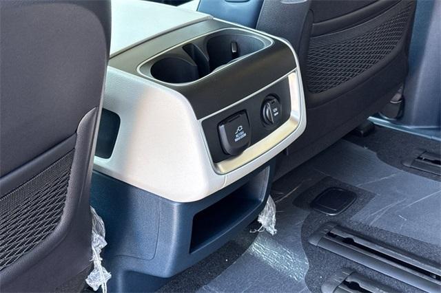 new 2025 Kia Carnival Hybrid car, priced at $50,895