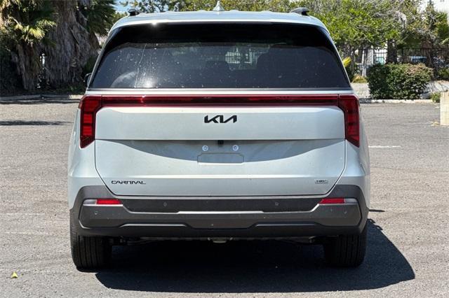 new 2025 Kia Carnival Hybrid car, priced at $50,895