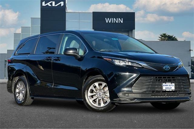 used 2022 Toyota Sienna car, priced at $33,740