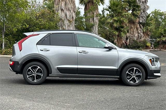 new 2025 Kia Niro car, priced at $31,340