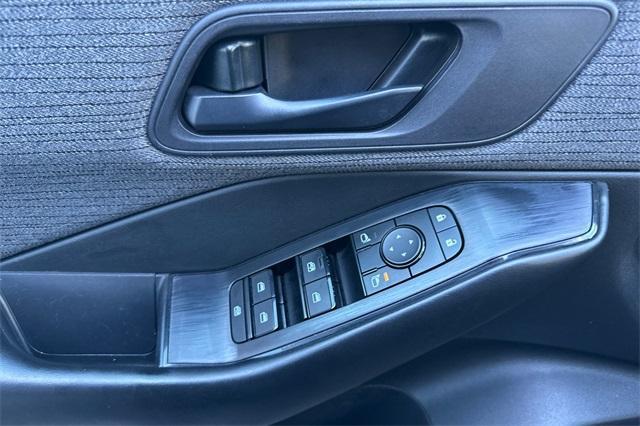 used 2023 Nissan Rogue car, priced at $18,902