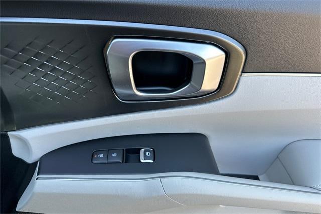 new 2025 Kia Sorento Plug-In Hybrid car, priced at $50,195