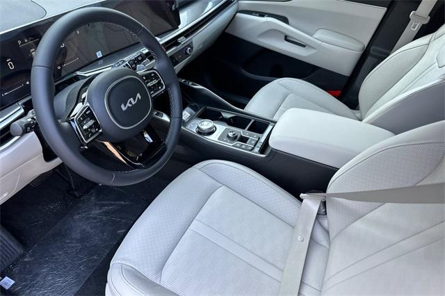 new 2025 Kia Sorento Plug-In Hybrid car, priced at $50,195