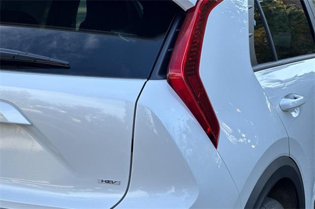 new 2025 Kia Niro Plug-In Hybrid car, priced at $36,160