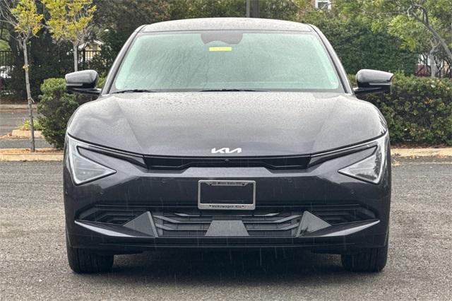 new 2025 Kia EV6 car, priced at $52,175