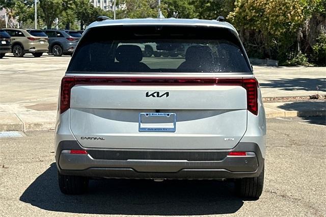 new 2026 Kia Carnival Hybrid car, priced at $55,350