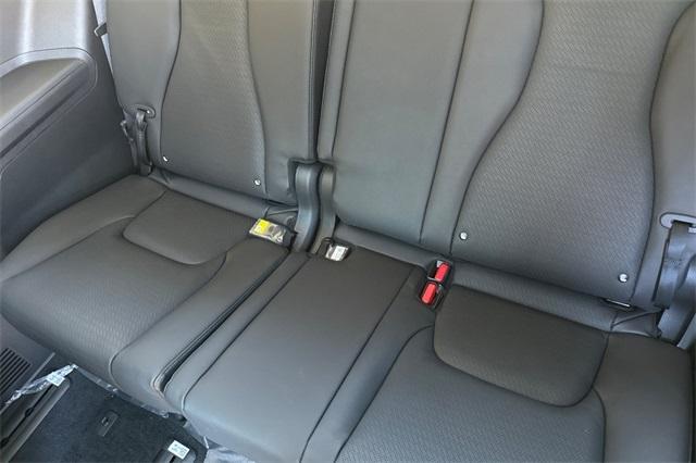 new 2026 Kia Carnival Hybrid car, priced at $55,350