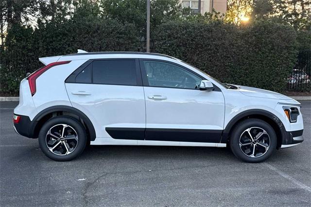 new 2025 Kia Niro car, priced at $31,735