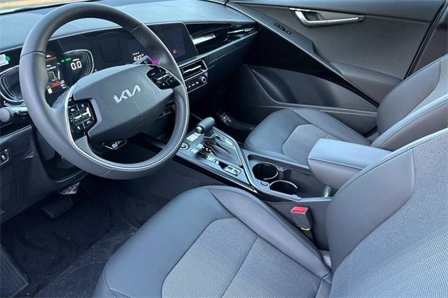 new 2025 Kia Niro car, priced at $31,735