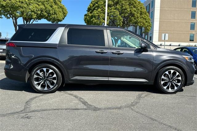 used 2022 Kia Carnival car, priced at $30,034